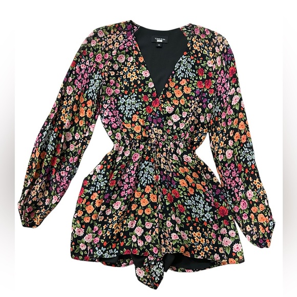 Yumi Kim Pants - Anthropologie YUMI KIM Naomi floral romper Size XS Kingston Garden